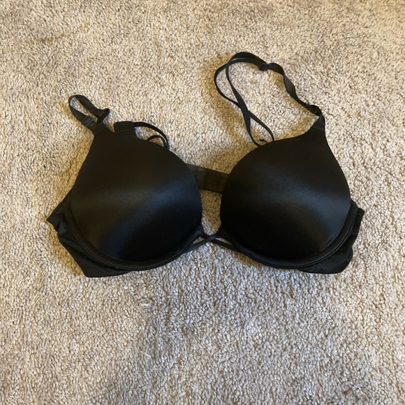 Victoria's Secret Other - Victoria’s Secret bombshell plunge pigeonette push-up bra size 32B
